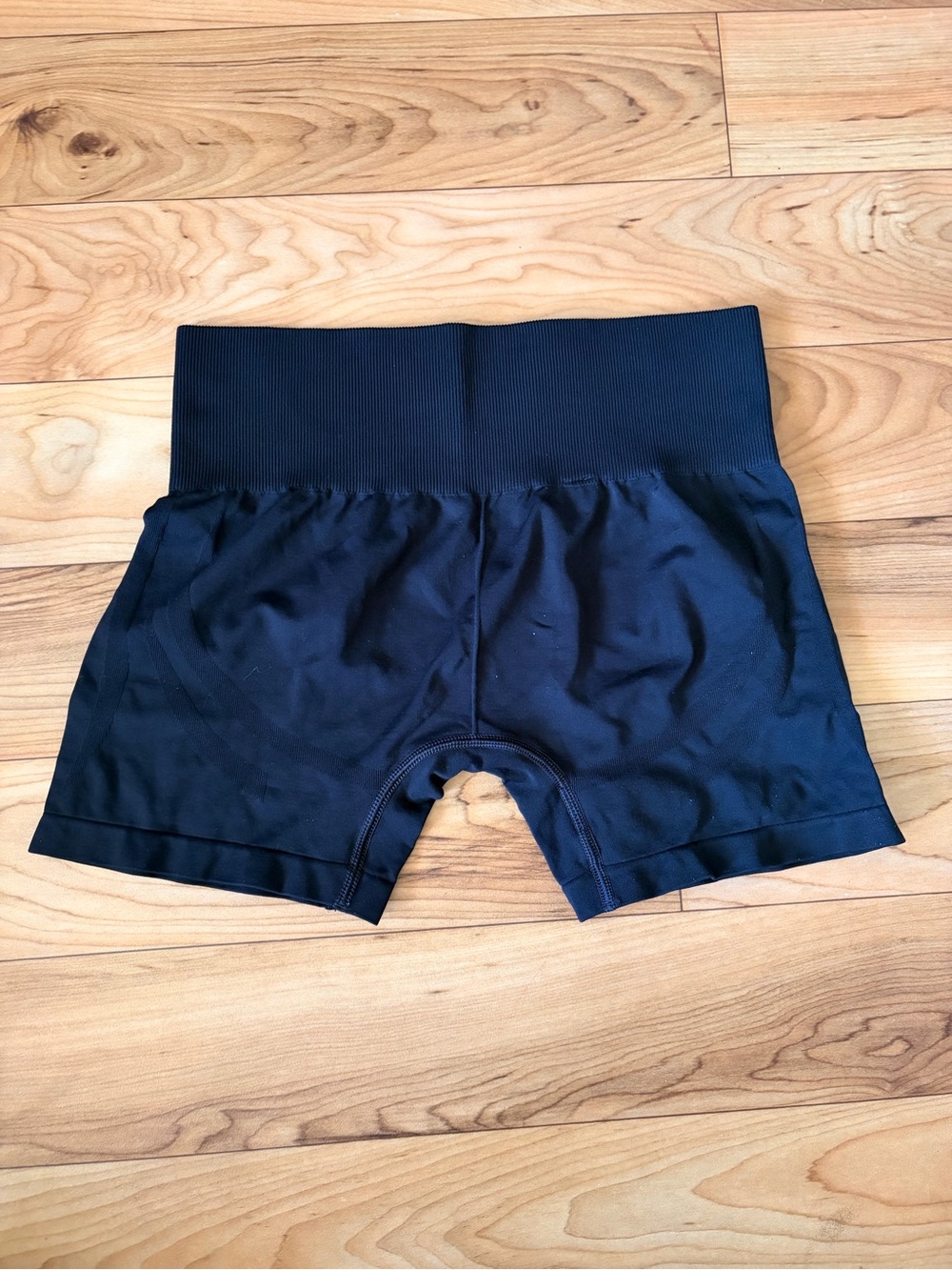 Gymshark High-Rise shorts- set of 4 - Picture 12 of 13